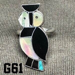 Vintage Zuni Sterling Silver Owl Ring – Native American Inlay, Size 6.5.    G61